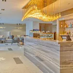 Novotel Suites Manila At Acqua By Prince